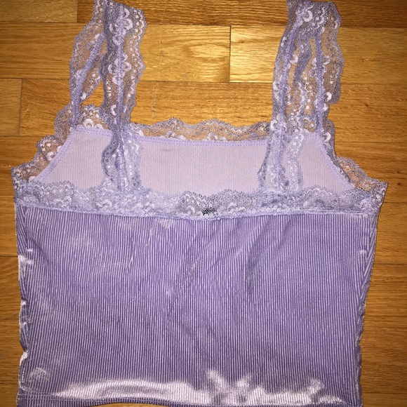 Forever 21 Lavender velvet tank top - Picture 2 of 3